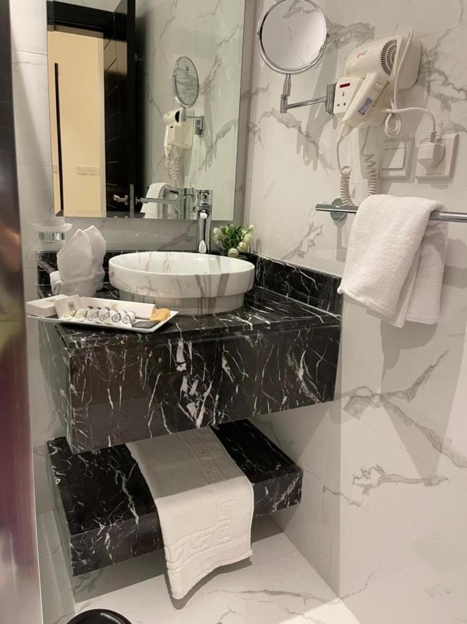 شقق خاصه بطابع حديث وفندقي - تسجيل ذاتي Private Apartments With Modern Vibes - Self Checkin Rijád Kültér fotó