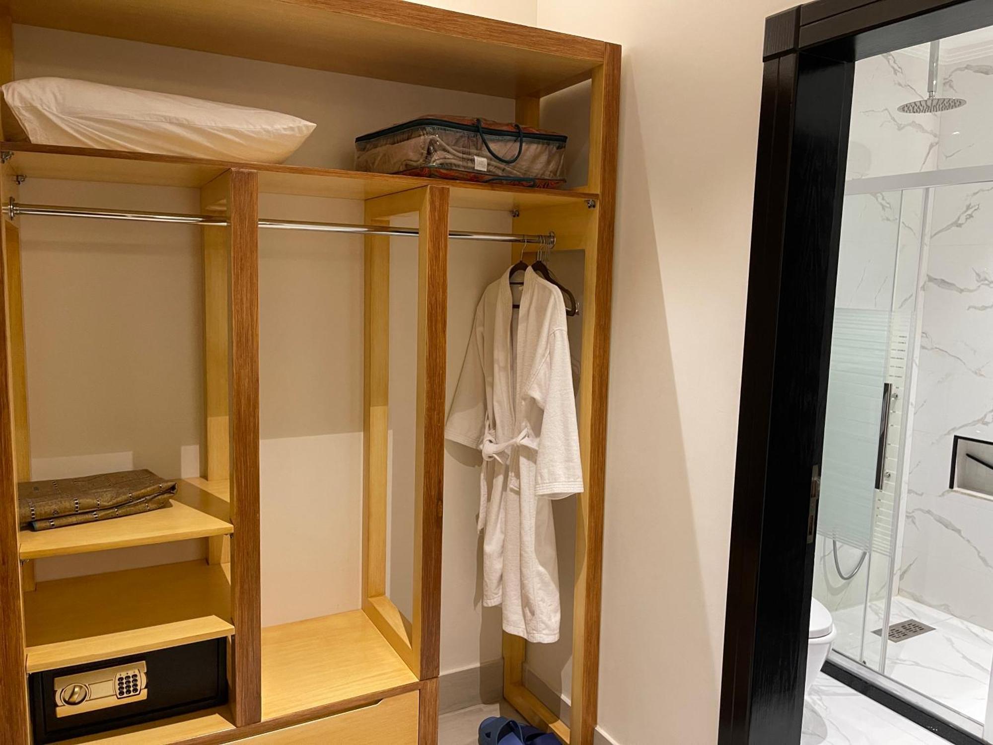 شقق خاصه بطابع حديث وفندقي - تسجيل ذاتي Private Apartments With Modern Vibes - Self Checkin Rijád Kültér fotó