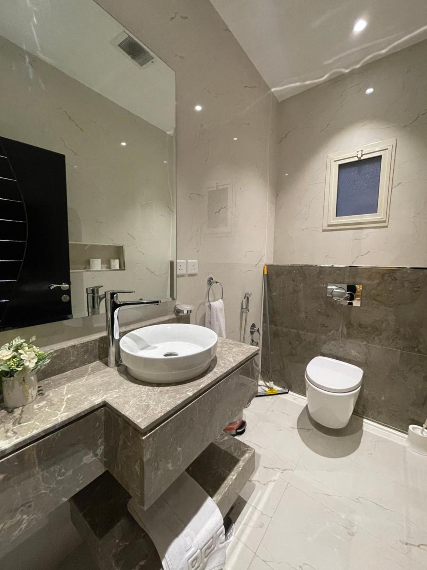 شقق خاصه بطابع حديث وفندقي - تسجيل ذاتي Private Apartments With Modern Vibes - Self Checkin Rijád Kültér fotó