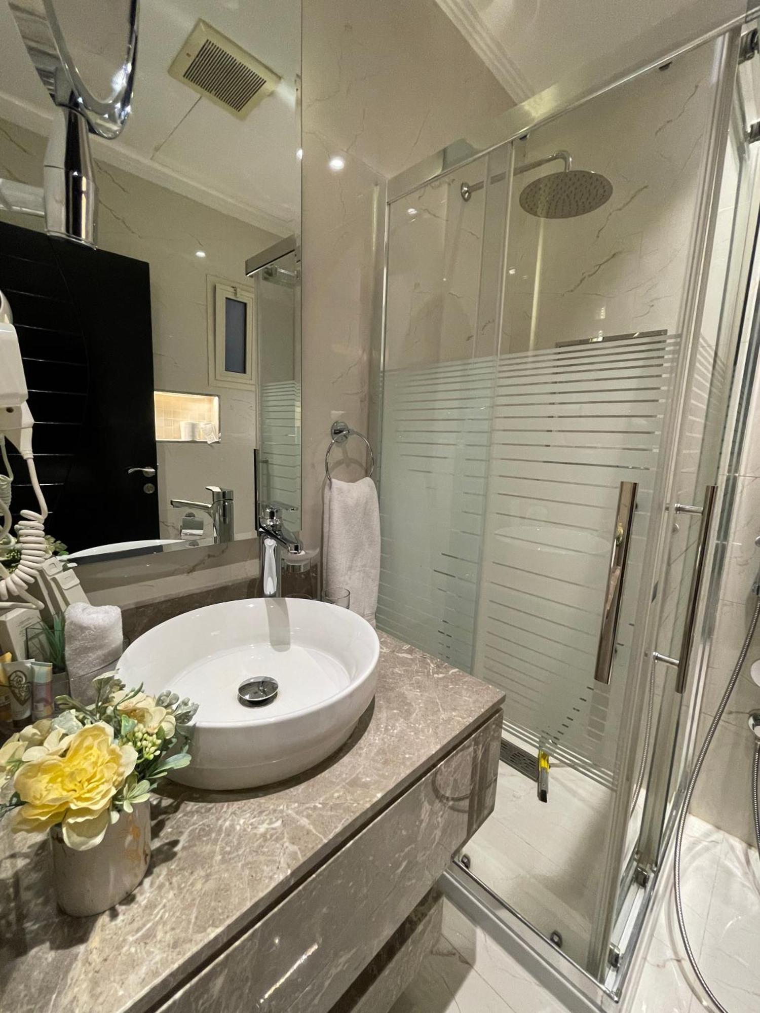شقق خاصه بطابع حديث وفندقي - تسجيل ذاتي Private Apartments With Modern Vibes - Self Checkin Rijád Kültér fotó