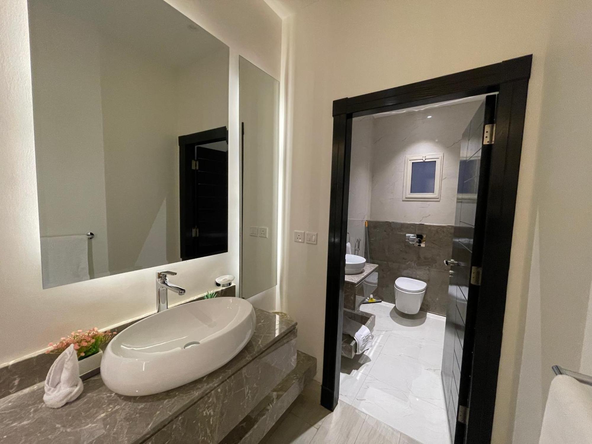 شقق خاصه بطابع حديث وفندقي - تسجيل ذاتي Private Apartments With Modern Vibes - Self Checkin Rijád Kültér fotó