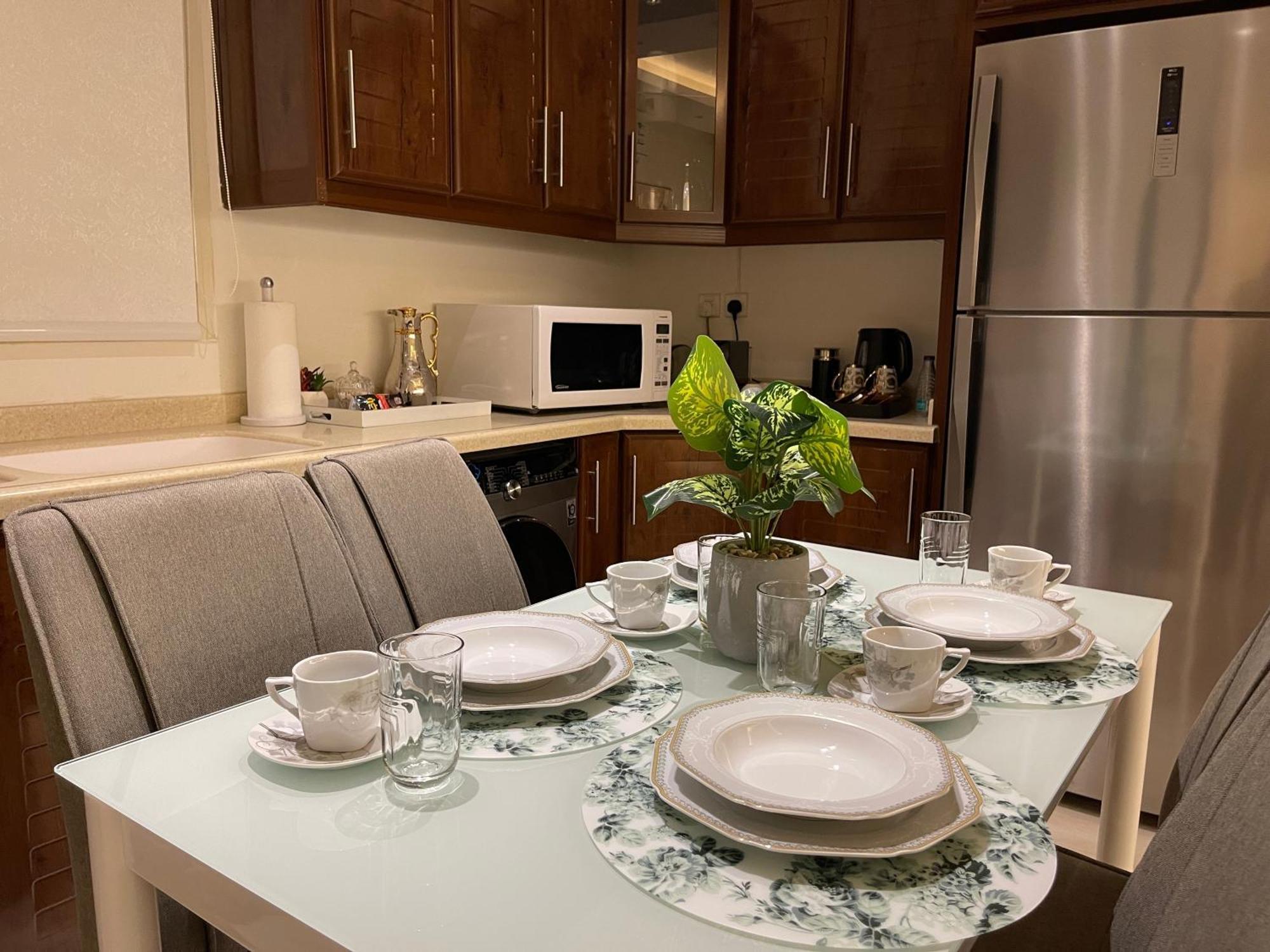 شقق خاصه بطابع حديث وفندقي - تسجيل ذاتي Private Apartments With Modern Vibes - Self Checkin Rijád Kültér fotó