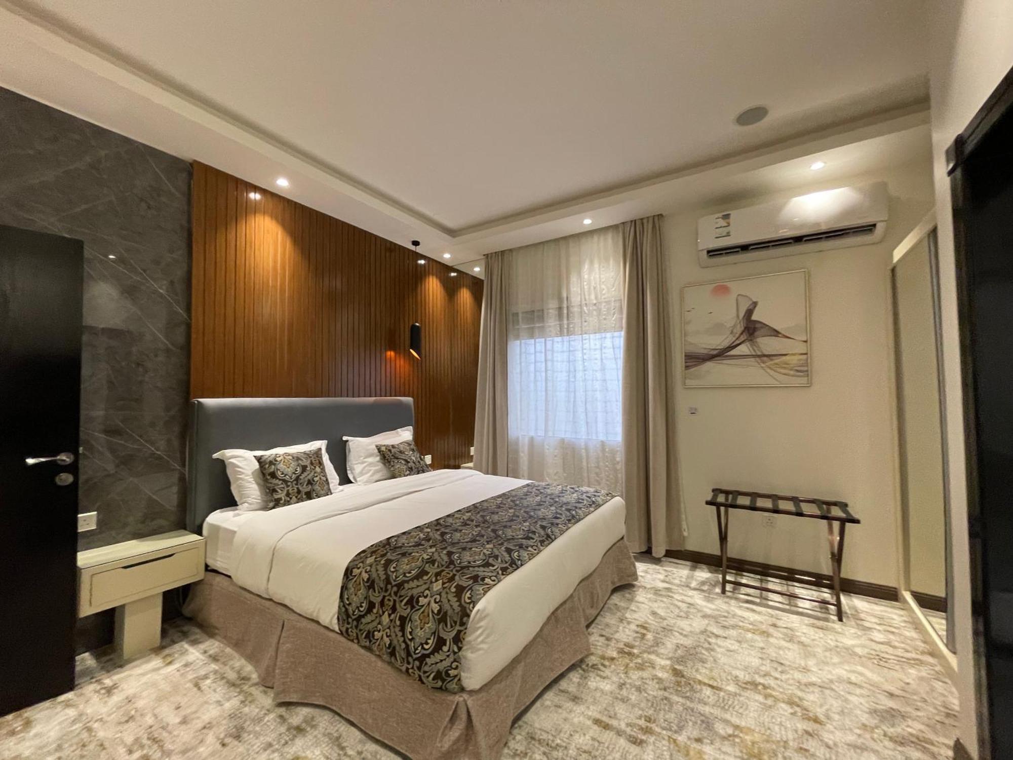 شقق خاصه بطابع حديث وفندقي - تسجيل ذاتي Private Apartments With Modern Vibes - Self Checkin Rijád Kültér fotó