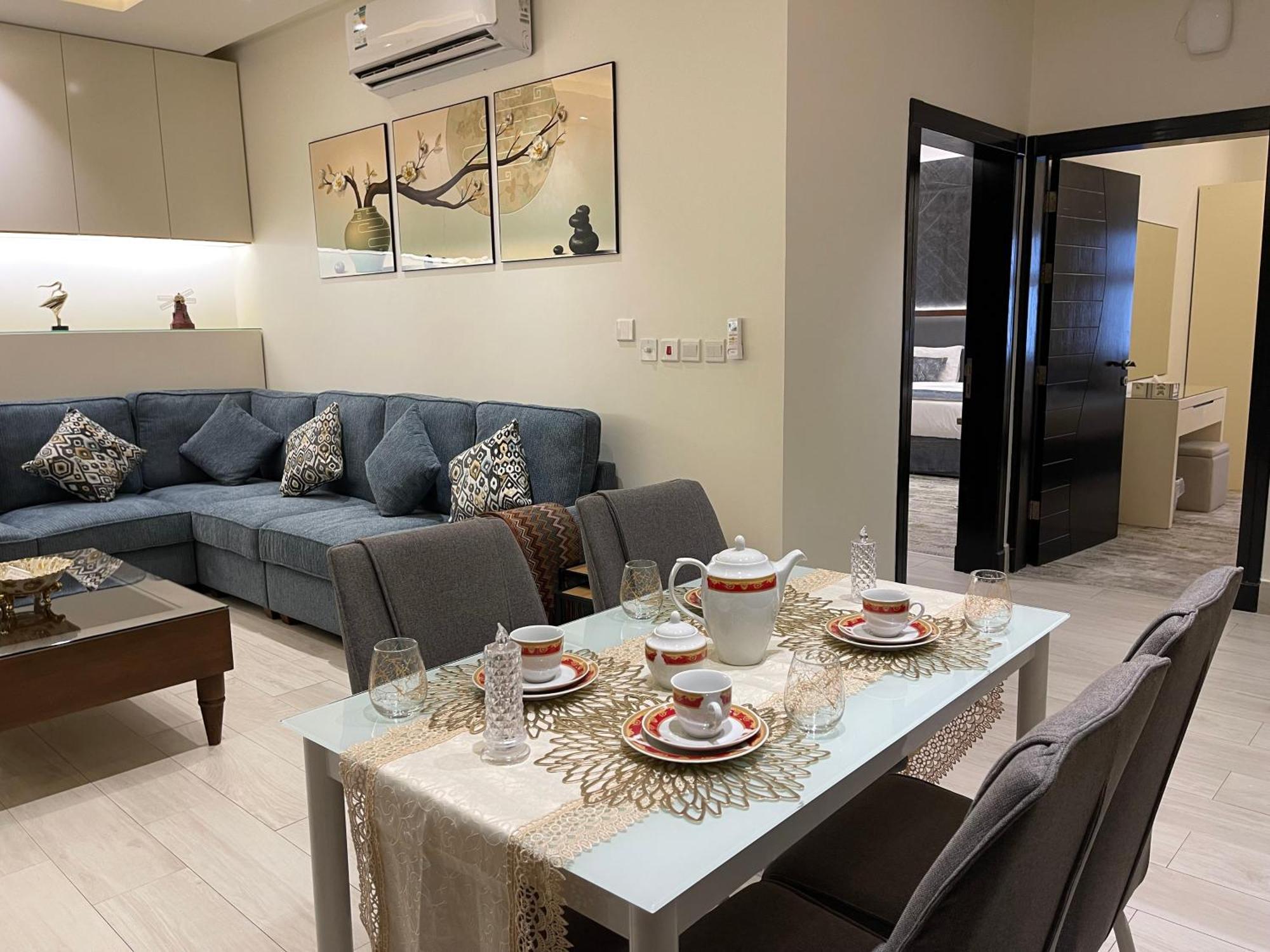 شقق خاصه بطابع حديث وفندقي - تسجيل ذاتي Private Apartments With Modern Vibes - Self Checkin Rijád Kültér fotó