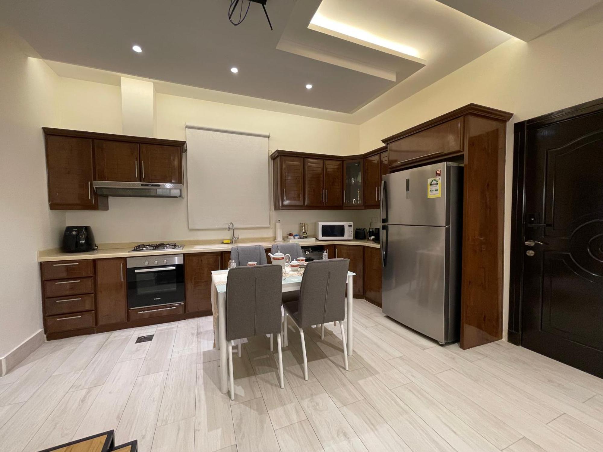 شقق خاصه بطابع حديث وفندقي - تسجيل ذاتي Private Apartments With Modern Vibes - Self Checkin Rijád Kültér fotó